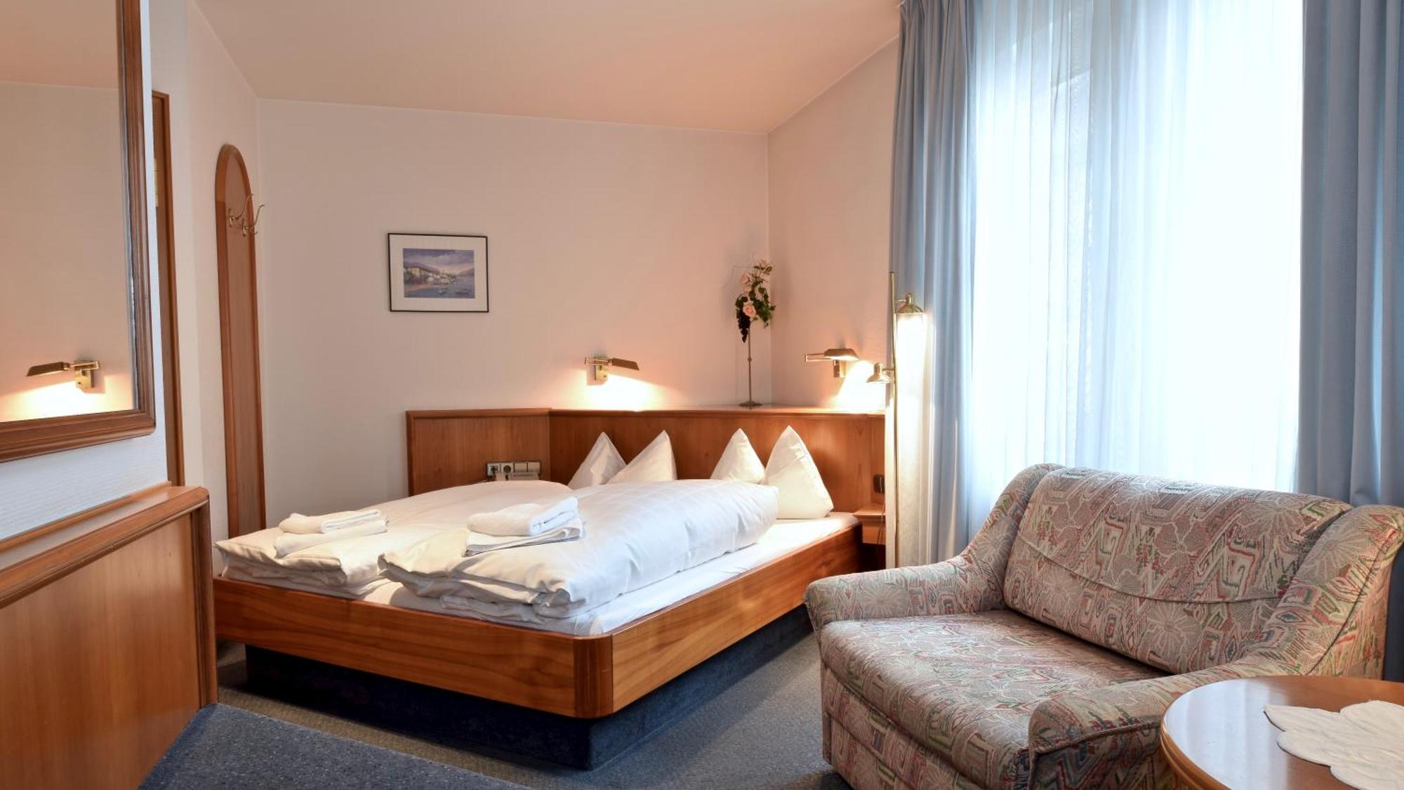 Hotel Pflum Mit Gaestehaus نورتينغن المظهر الخارجي الصورة