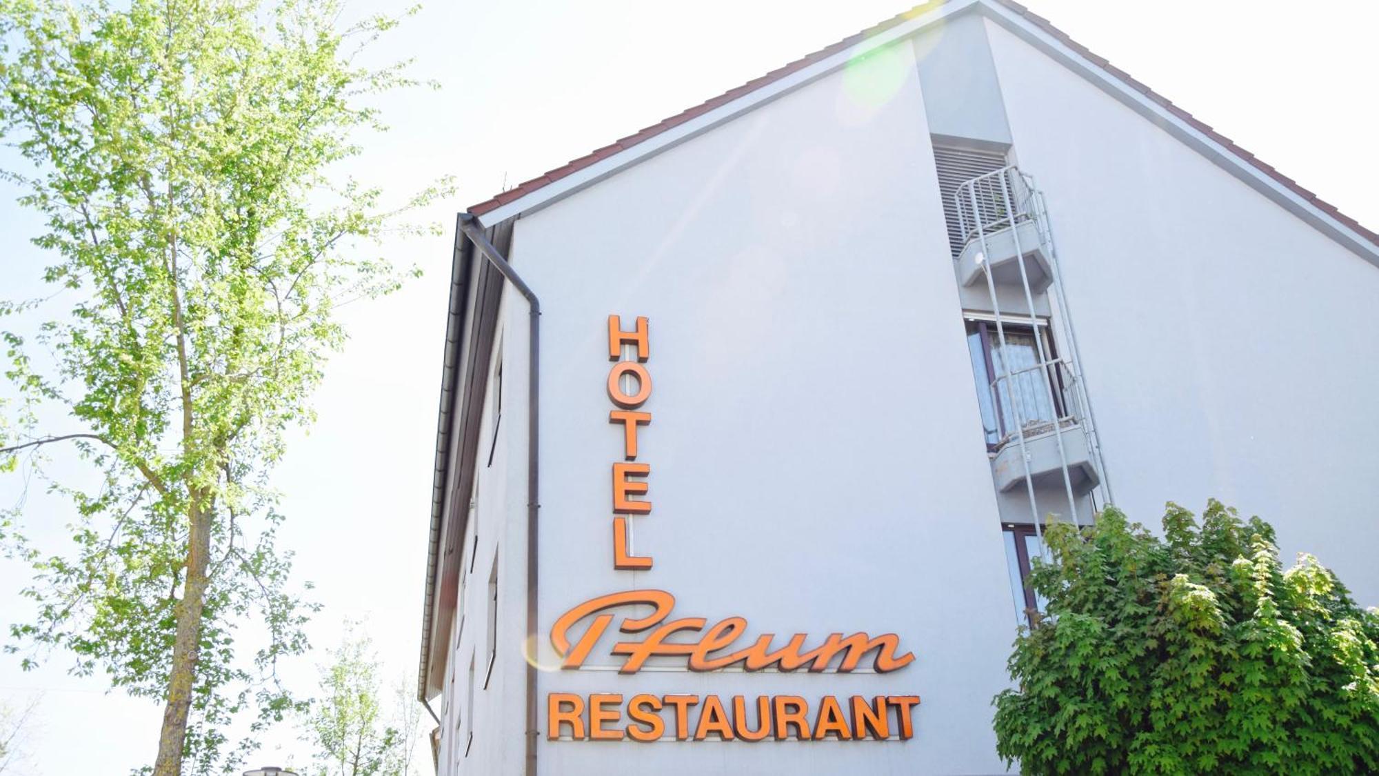 Hotel Pflum Mit Gaestehaus نورتينغن المظهر الخارجي الصورة